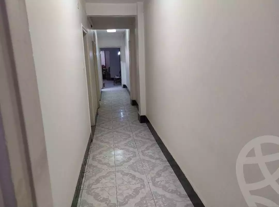 https://aqarmap.com.eg/en/listing/6226714-for-sale-cairo-helwan-helwan-el-sharkeya-ryad-pasha-st
