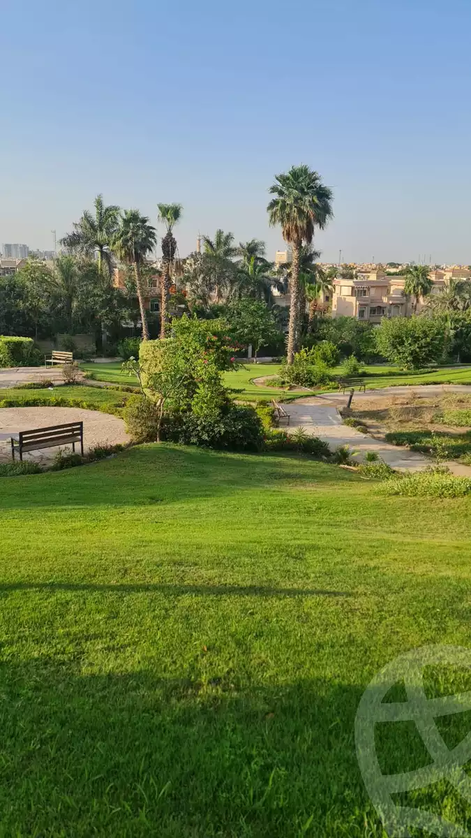 https://aqarmap.com.eg/ar/listing/6228692-for-sale-cairo-el-sheikh-zayed-city-compounds-zayed-2000