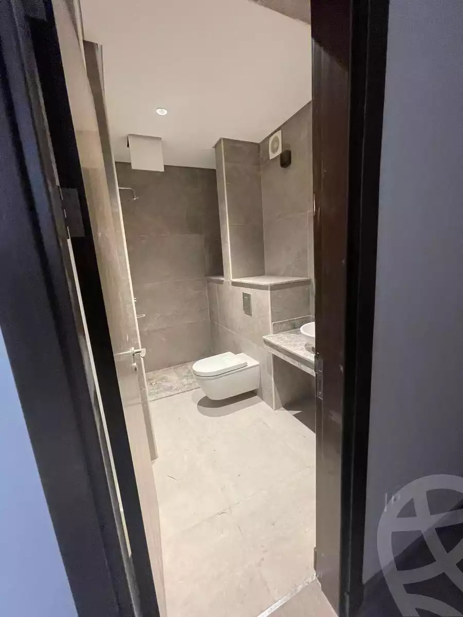 https://aqarmap.com.eg/ar/listing/6228769-for-rent-cairo-el-sheikh-zayed-city-compounds-zyd-wr-llttwyr-park-towers-zed-el-sheikh-zayed-compound