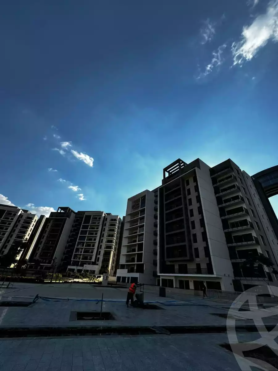https://aqarmap.com.eg/ar/listing/6229062-for-sale-cairo-el-sheikh-zayed-city-compounds-zyd-wr-llttwyr-z-tower