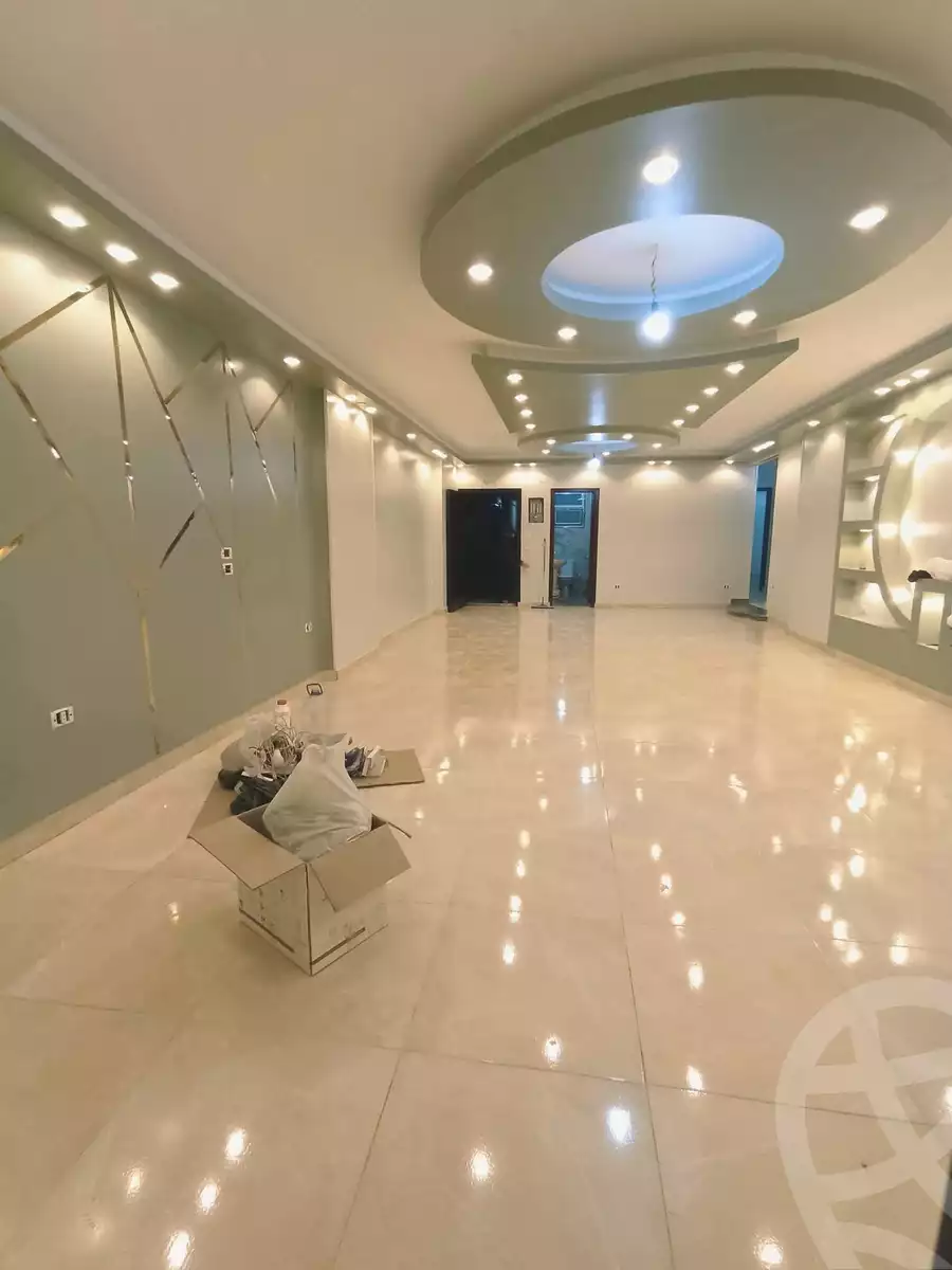 https://aqarmap.com.eg/ar/listing/6229616-for-rent-cairo-faisal-kafr-tohormos-queen-nazli-st