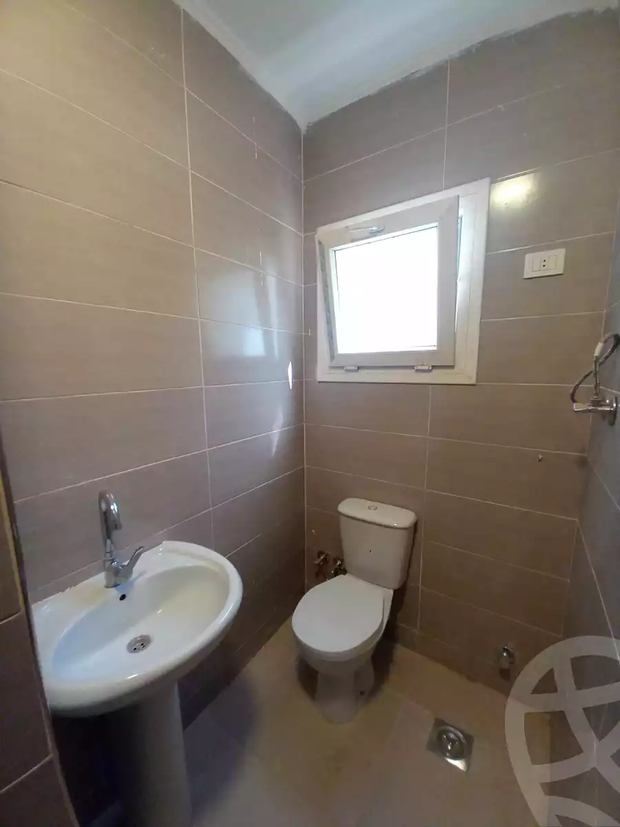 https://aqarmap.com.eg/en/listing/6229702-for-rent-cairo-el-sheikh-zayed-city-compounds-zayed-regency