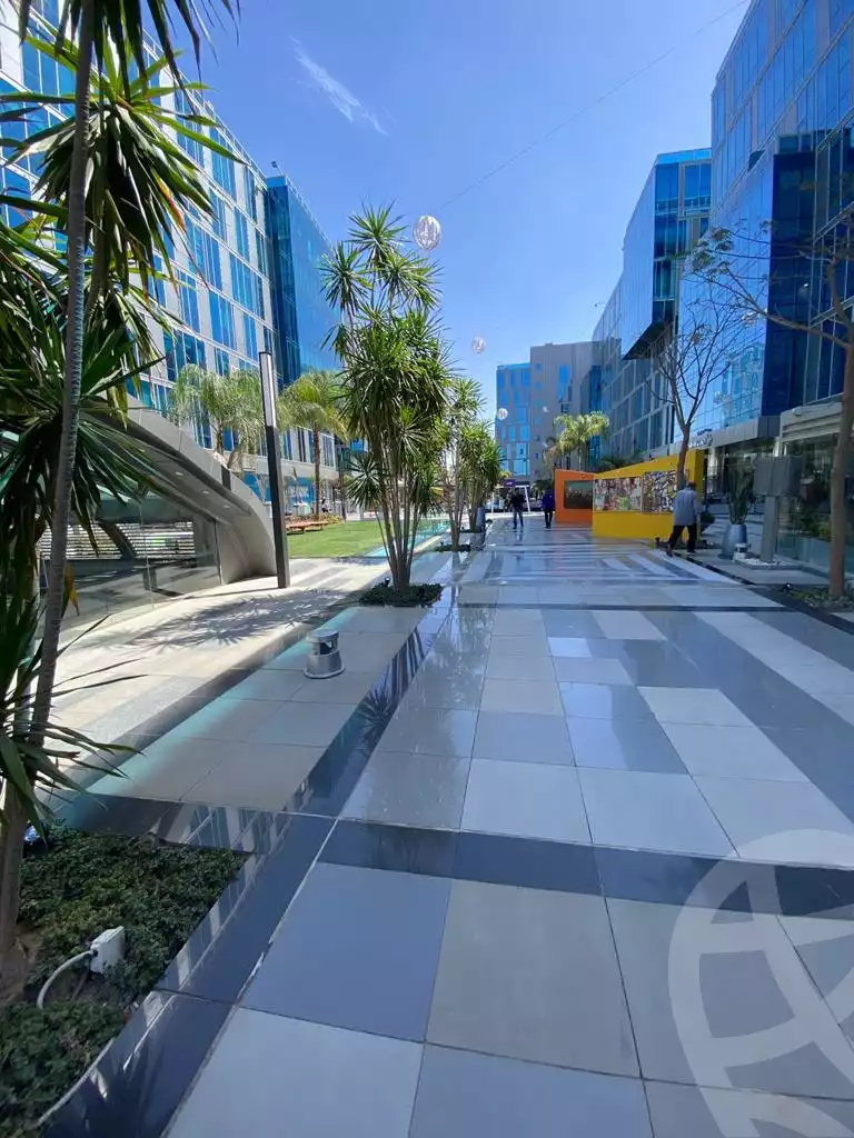 https://aqarmap.com.eg/en/listing/6232275-for-sale-cairo-el-sheikh-zayed-city-compounds-capital-business-park