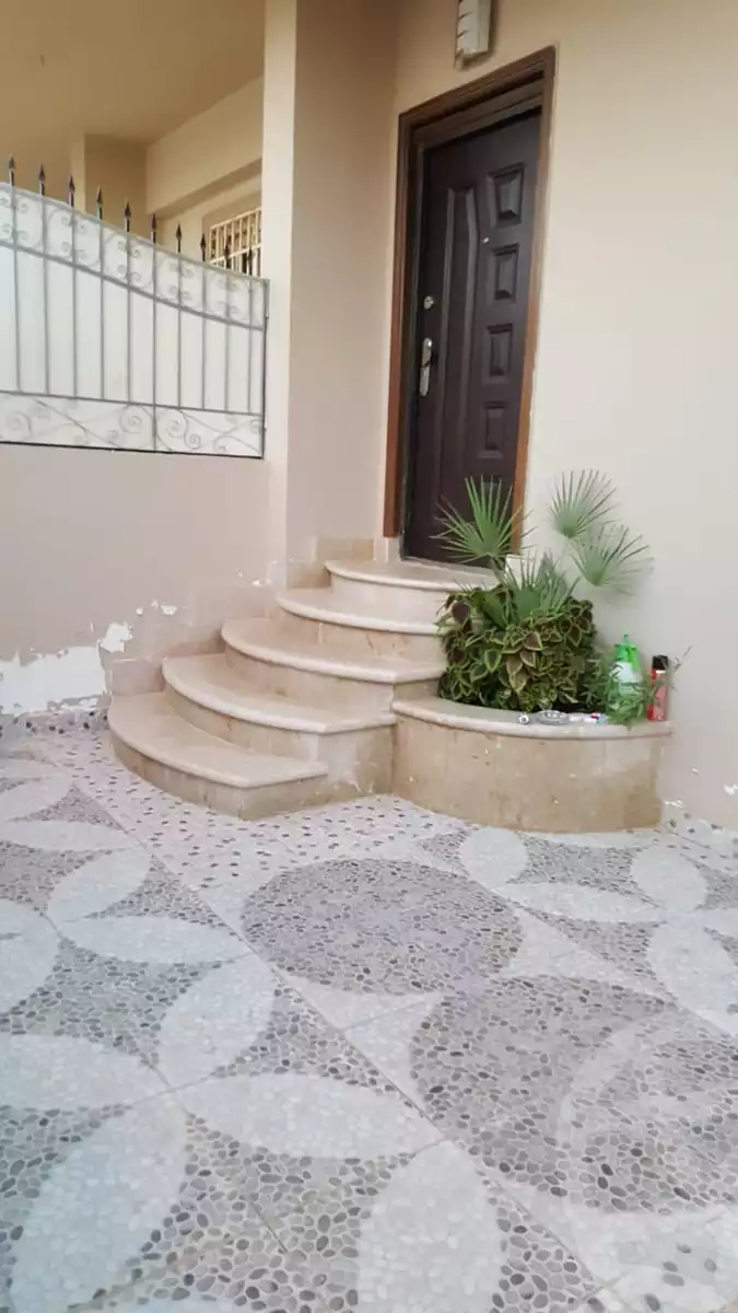 https://aqarmap.com.eg/ar/listing/6233019-for-rent-cairo-new-cairo-el-yassamin-el-yasmeen-7-el-shaikh-hassan-mamoun-st
