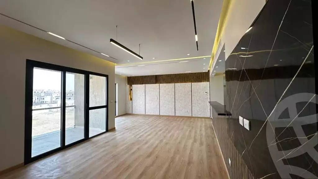 https://aqarmap.com.eg/ar/listing/6234644-for-rent-cairo-new-cairo-compounds-villette-kmbwnd-sky-kwndwz-swdyk-villette
