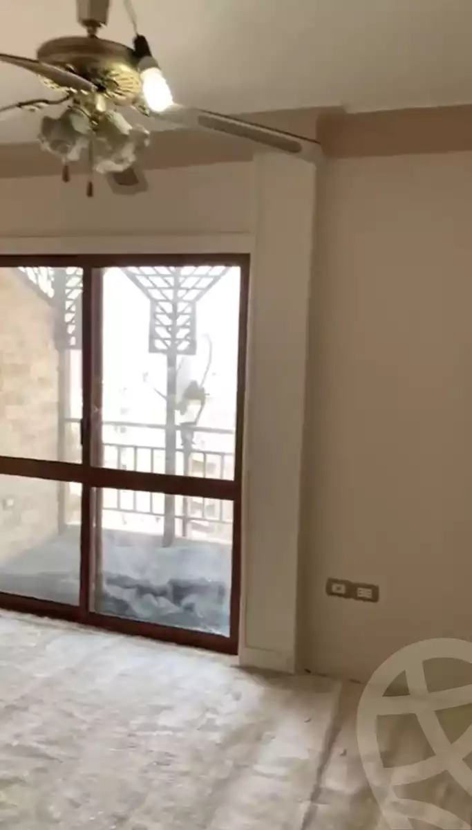 https://aqarmap.com.eg/ar/listing/6234302-for-sale-cairo-el-maadi-sarayat-el-maadi-street-153