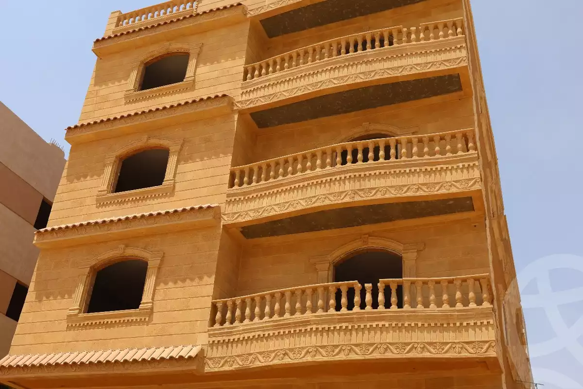 https://aqarmap.com.eg/ar/listing/6235008-for-sale-cairo-6th-of-october-el-tawsaat-el-shamalya-touristic-second-area