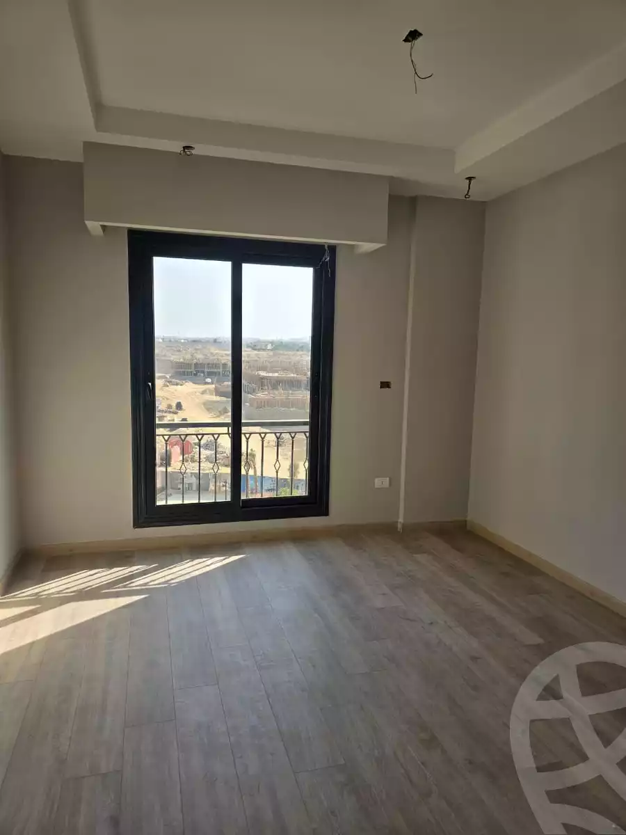 https://aqarmap.com.eg/ar/listing/6235462-for-rent-cairo-el-sheikh-zayed-city-compounds-kmbwnd-fyldj-wyst-dr-llttwyr