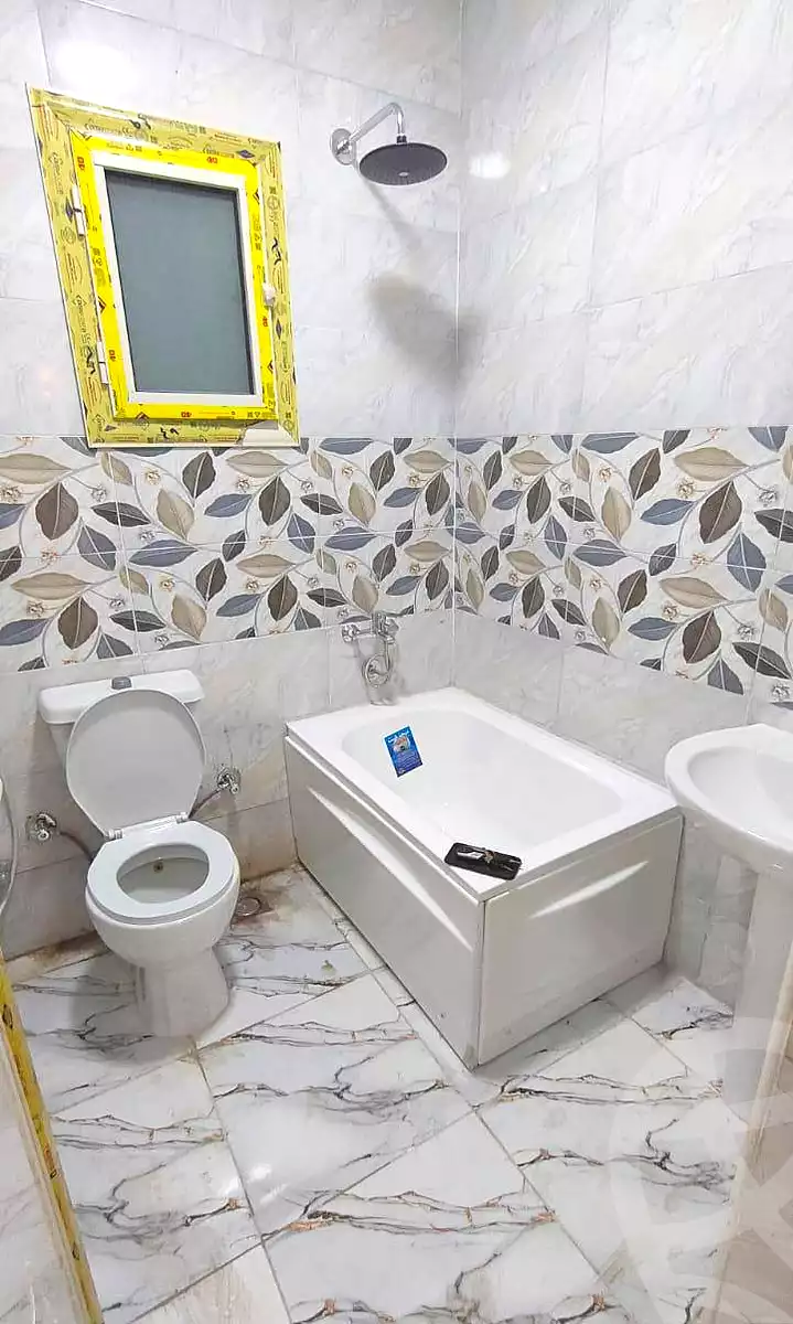 https://aqarmap.com.eg/ar/listing/6236961-for-sale-qalyubia-shubra-el-khaima-om-bayoumi