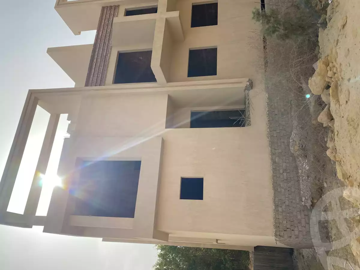 https://aqarmap.com.eg/ar/listing/6237045-for-sale-cairo-el-shorouk-compounds-merida