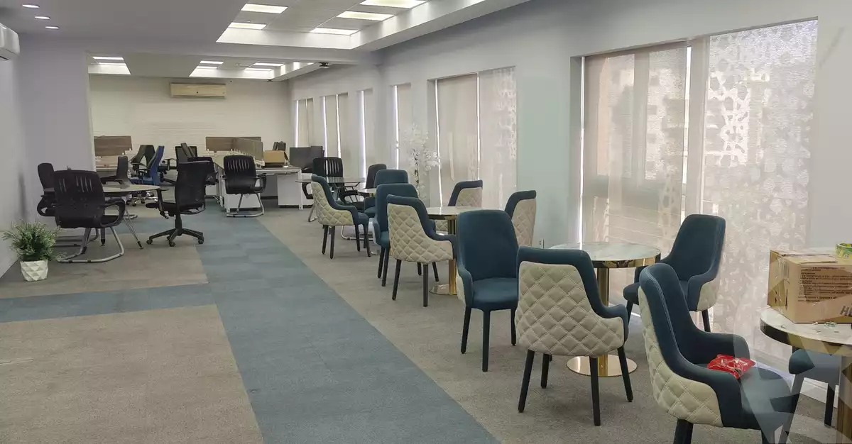 https://aqarmap.com.eg/ar/listing/6237461-for-rent-cairo-el-sheikh-zayed-city-compounds-the-courtyard-mall-dorra