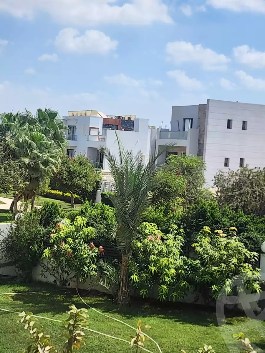 https://aqarmap.com.eg/en/listing/6237546-for-sale-cairo-6th-of-october-compounds-cleopatra-square