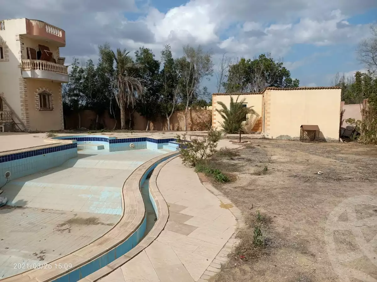 https://aqarmap.com.eg/en/listing/6237768-for-sale-cairo-el-sheikh-zayed-city-lshykh-zyd-ljdyd-el-reef-el-oroby