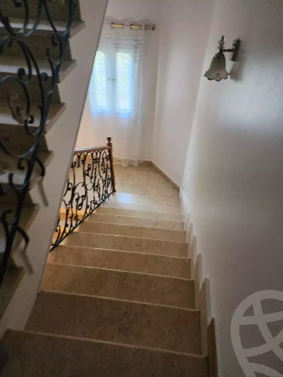https://aqarmap.com.eg/en/listing/6237821-for-sale-cairo-el-sheikh-zayed-city-compounds-el-karma-1