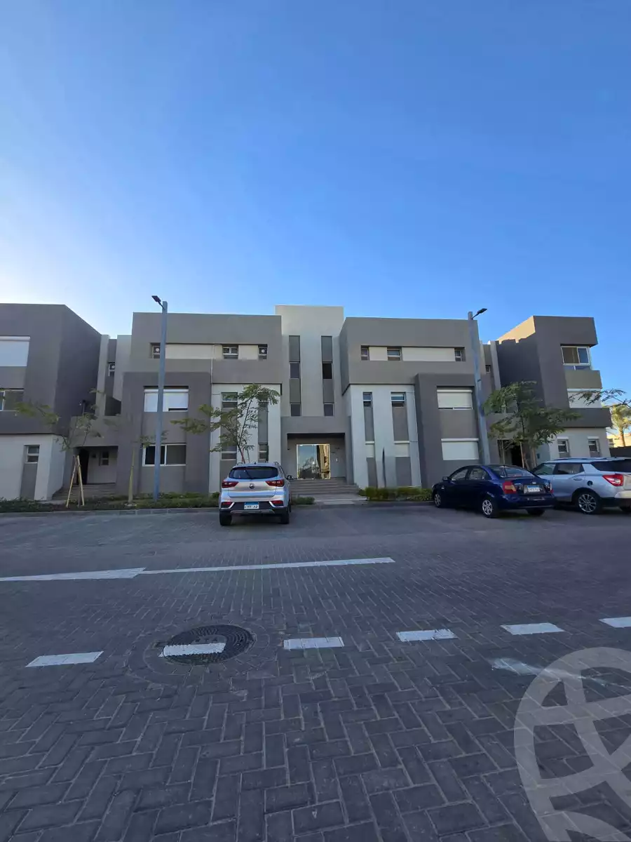 https://aqarmap.com.eg/ar/listing/6237852-for-sale-cairo-el-sheikh-zayed-city-compounds-etapa