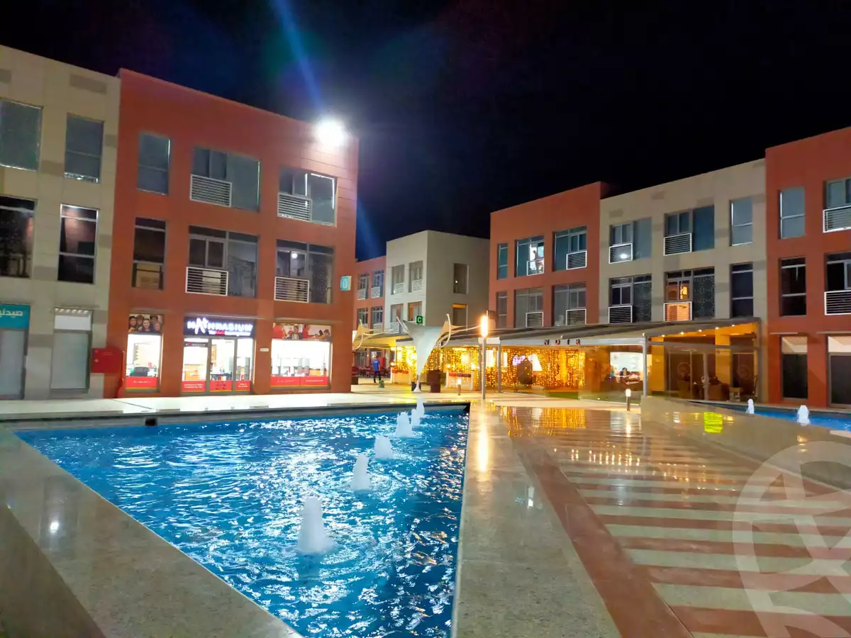 https://aqarmap.com.eg/en/listing/6238081-for-sale-cairo-el-sheikh-zayed-city-compounds-the-courtyard-mall-dorra