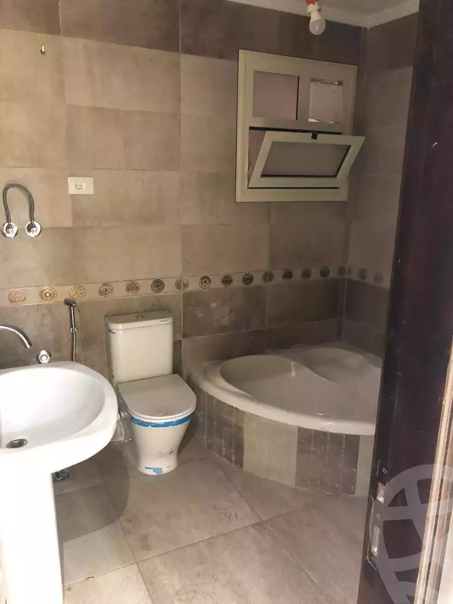 https://aqarmap.com.eg/en/listing/6238262-for-sale-cairo-ain-shams-el-naam