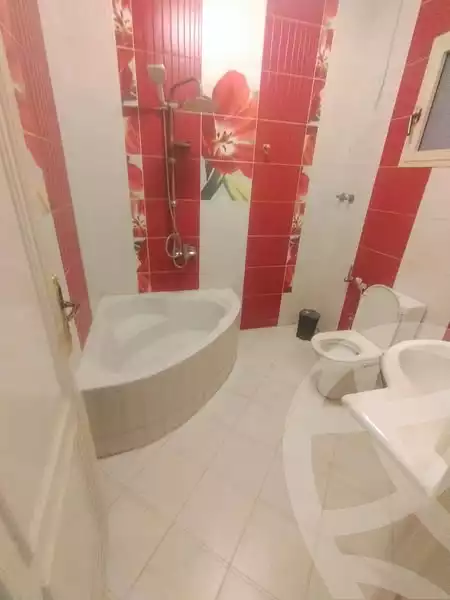 https://aqarmap.com.eg/en/listing/6238744-for-sale-qalyubia-shubra-el-khaima-el-shareaa-el-gadid-st