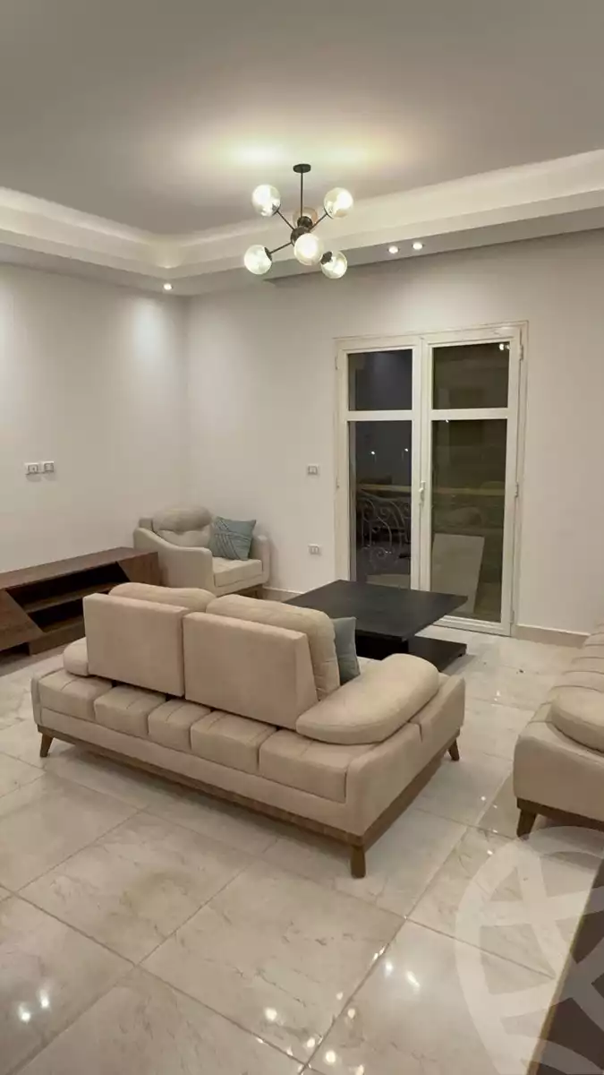 https://aqarmap.com.eg/en/listing/6239150-for-rent-cairo-new-cairo-compounds-hyde-park-centre-ville-hyde-park