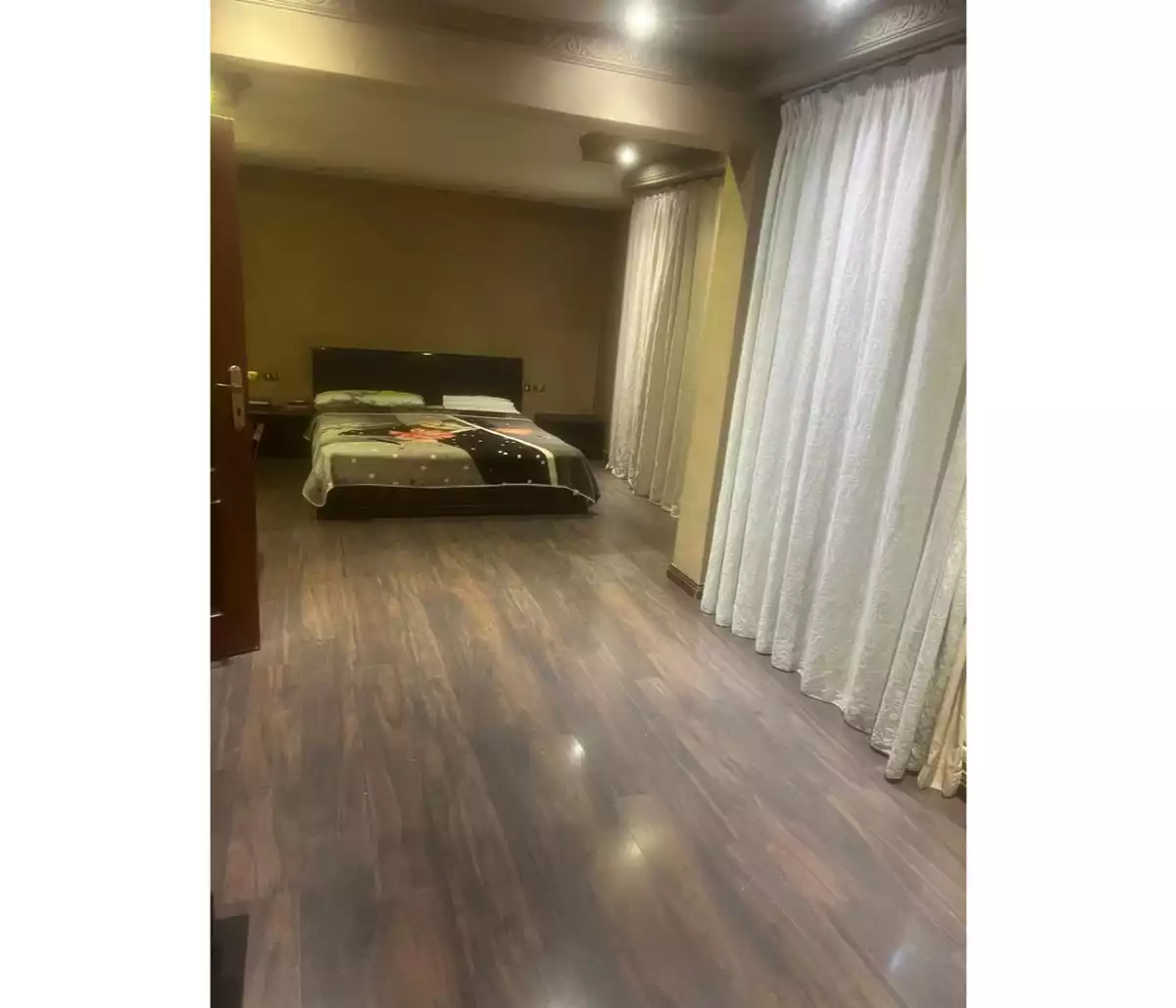https://aqarmap.com.eg/en/listing/6241133-for-sale-cairo-el-sheikh-zayed-city-compounds-zayed-2000