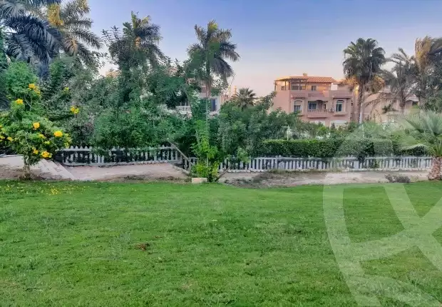 https://aqarmap.com.eg/ar/listing/6241430-for-sale-cairo-el-sheikh-zayed-city-compounds-zayed-2000
