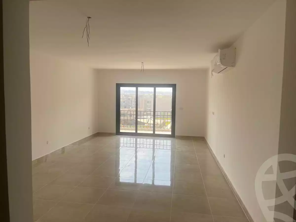https://aqarmap.com.eg/ar/listing/6241781-for-rent-cairo-new-cairo-compounds-fifth-square