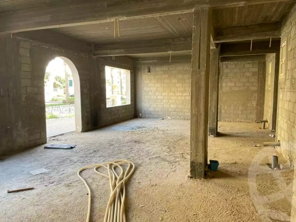 https://aqarmap.com.eg/ar/listing/6242437-for-sale-cairo-new-cairo-compounds-hyde-park-centre-ville-hyde-park