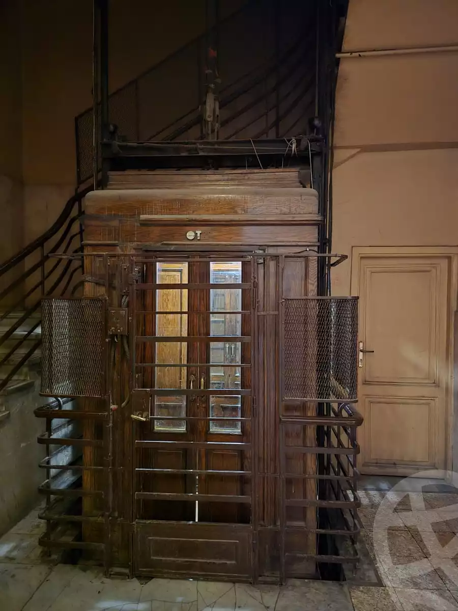 https://aqarmap.com.eg/ar/listing/6245460-for-rent-cairo-downtown-el-qasr-el-ayni