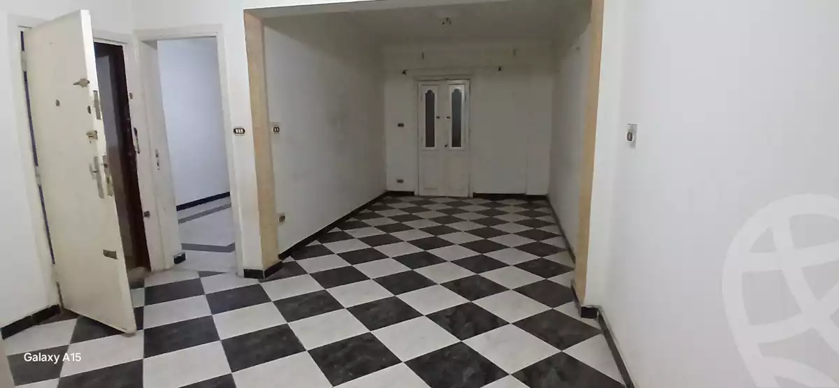 https://aqarmap.com.eg/ar/listing/6245805-for-sale-alexandria-el-mandara-alex-el-mandara-bahri-sidi-kamal-st