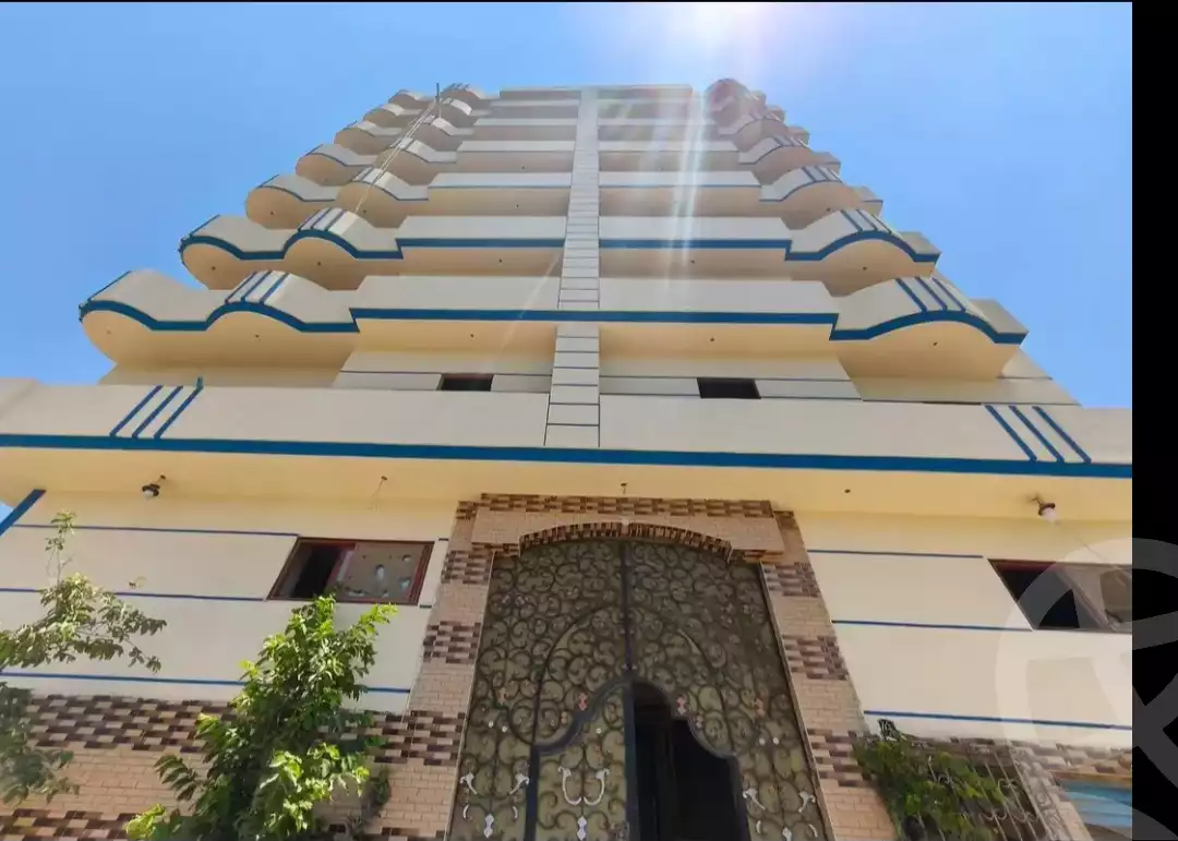 https://aqarmap.com.eg/en/listing/6246806-for-sale-beheira-damanhour-abaadiat-damnhour