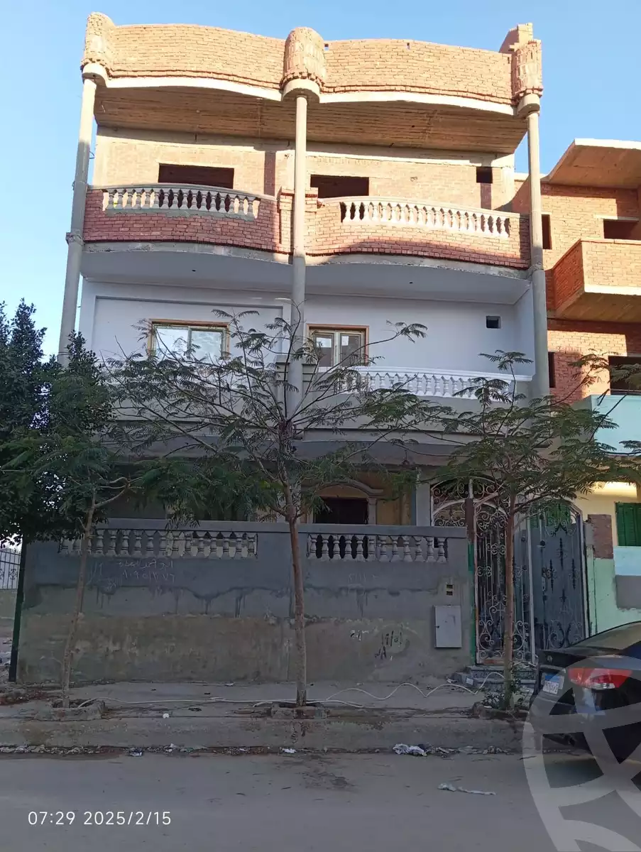 https://aqarmap.com.eg/ar/listing/6247798-for-sale-sharqia-10th-of-ramadan-al-hay-al-thany-ashar