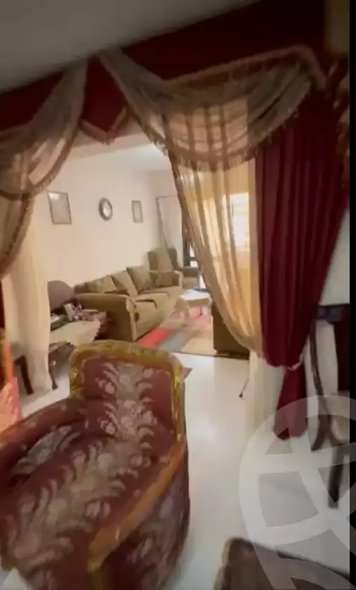 https://aqarmap.com.eg/en/listing/6248686-for-sale-cairo-el-zaytun-hlmy-lzytwn-ibn-el-hakam-sq