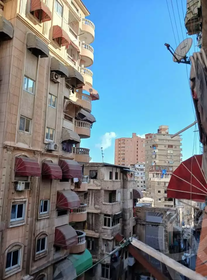 https://aqarmap.com.eg/en/listing/6249723-for-sale-alexandria-mansheya-al-gazaar-st