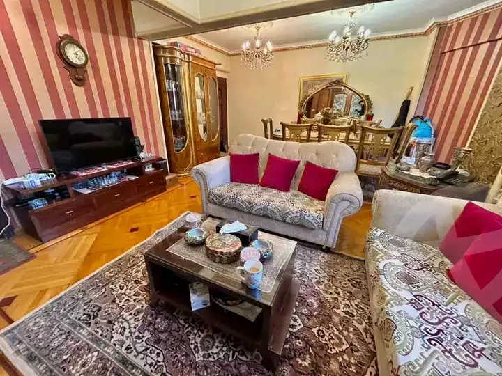 https://aqarmap.com.eg/ar/listing/6250916-for-sale-alexandria-lauran-shr-bw-qyr-tryq-lhry