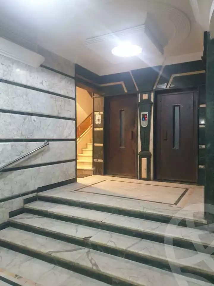 https://aqarmap.com.eg/ar/listing/6252592-for-sale-alexandria-sydy-bshr-sydy-bshr-bhry-shr-lsg-mhmd-bd-lslm