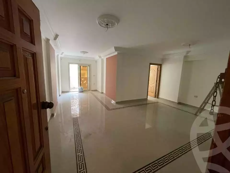 https://aqarmap.com.eg/ar/listing/6253266-for-sale-alexandria-camp-cesar-port-said-street