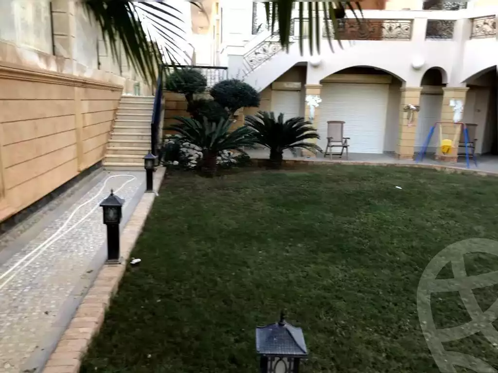 https://aqarmap.com.eg/en/listing/6253786-for-sale-cairo-el-sheikh-zayed-city-el-hay-el-khames-lhy-lkhms