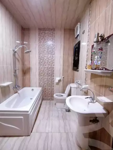 https://aqarmap.com.eg/en/listing/6254080-for-sale-dakahlia-mansoura-el-mansoura-city-ahmed-maher-st