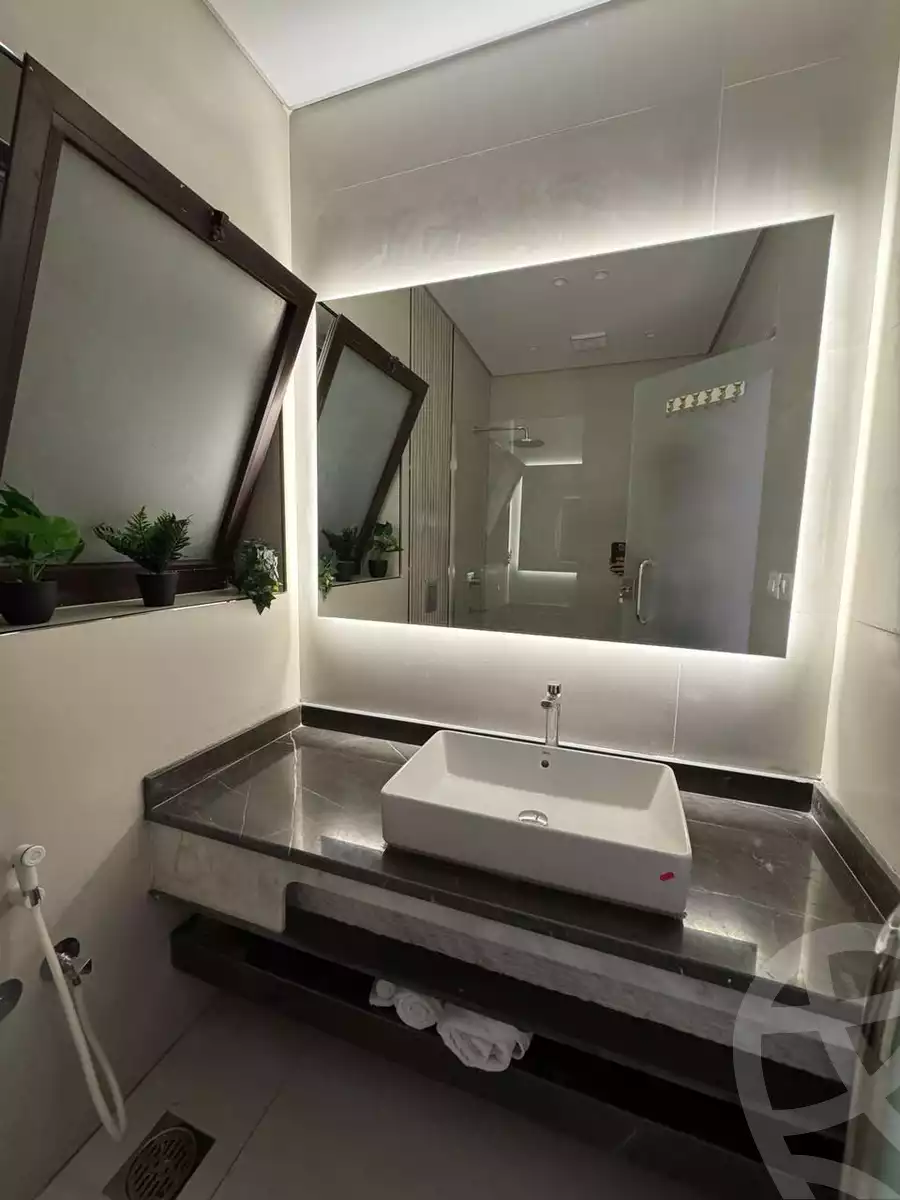 https://aqarmap.com.eg/en/listing/6255008-for-sale-cairo-el-sheikh-zayed-city-compounds-kmbwnd-wn-16-swdyk