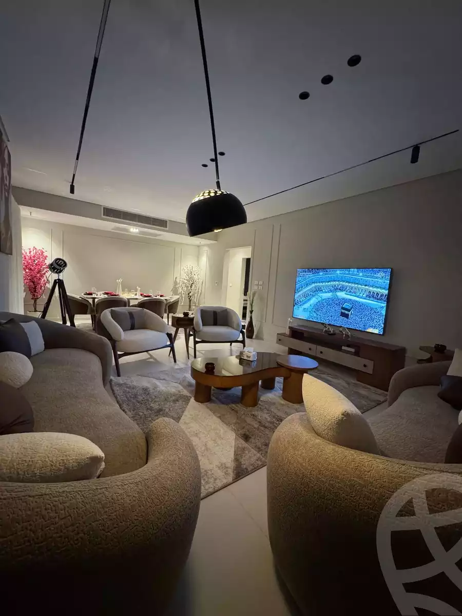 https://aqarmap.com.eg/en/listing/6255008-for-sale-cairo-el-sheikh-zayed-city-compounds-kmbwnd-wn-16-swdyk