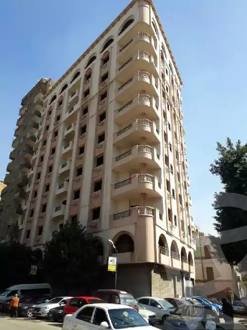https://aqarmap.com.eg/en/listing/6255825-for-sale-cairo-downtown-abdeen-abd-el-aziz-st