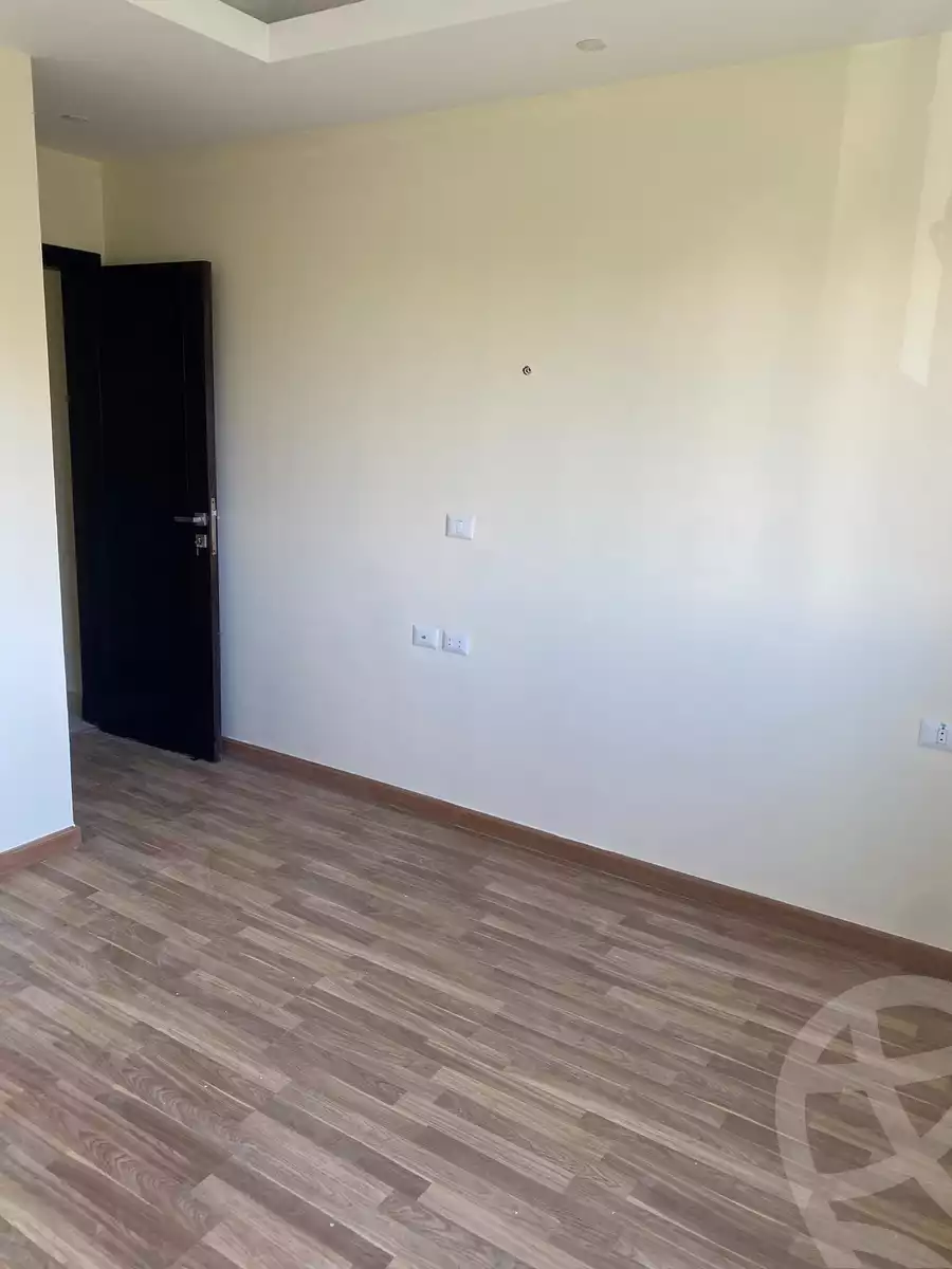 https://aqarmap.com.eg/en/listing/6256719-for-rent-cairo-el-sheikh-zayed-city-compounds-dh-drys