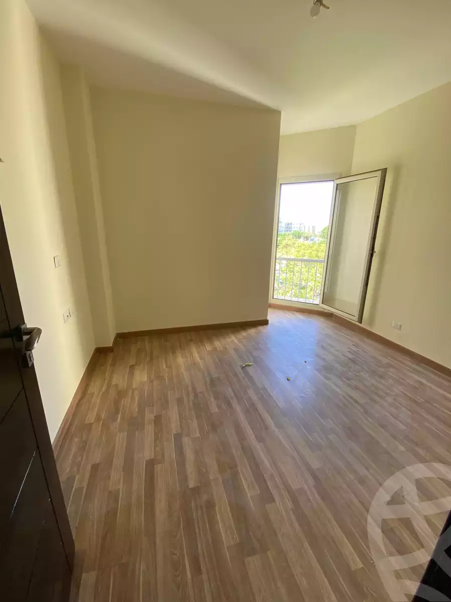 https://aqarmap.com.eg/en/listing/6256719-for-rent-cairo-el-sheikh-zayed-city-compounds-dh-drys