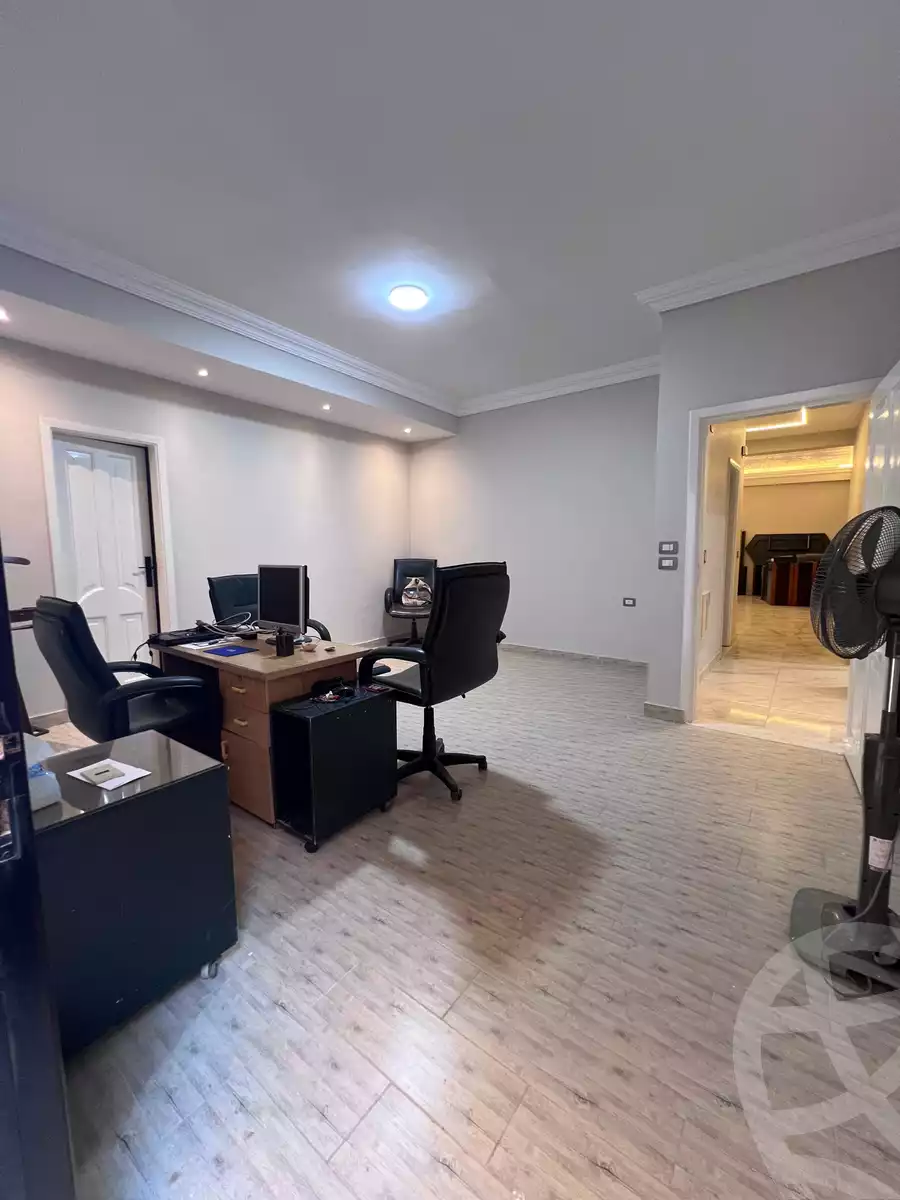 https://aqarmap.com.eg/en/listing/6256843-for-rent-cairo-new-cairo-ganob-el-akadamiya-south-academy-o-doctor-abd-el-halim-mahmoud-st