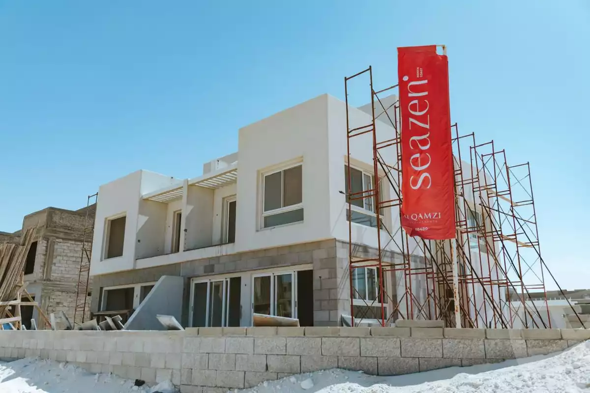 https://aqarmap.com.eg/ar/listing/6259304-for-sale-north-coast-resorts-seazen-al-qamzi