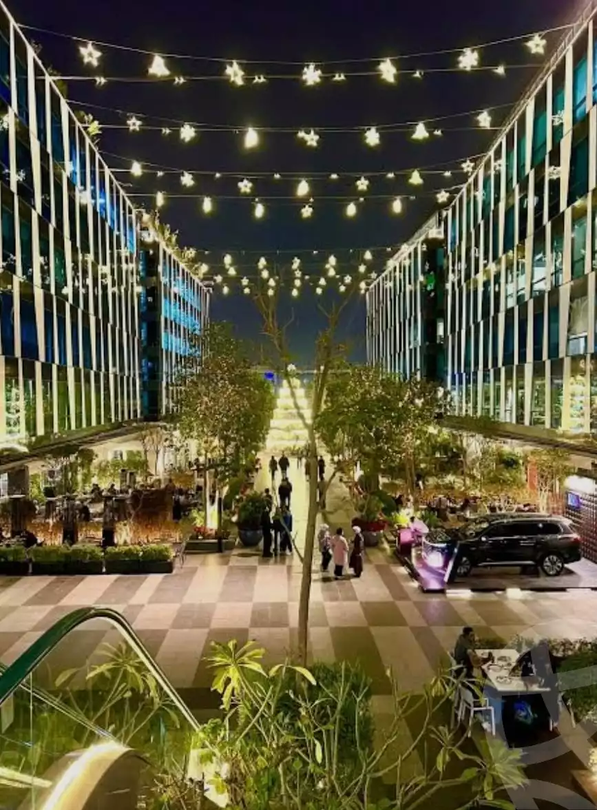 https://aqarmap.com.eg/en/listing/6259997-for-sale-cairo-el-sheikh-zayed-city-compounds-brk-stryt-mwl-sky