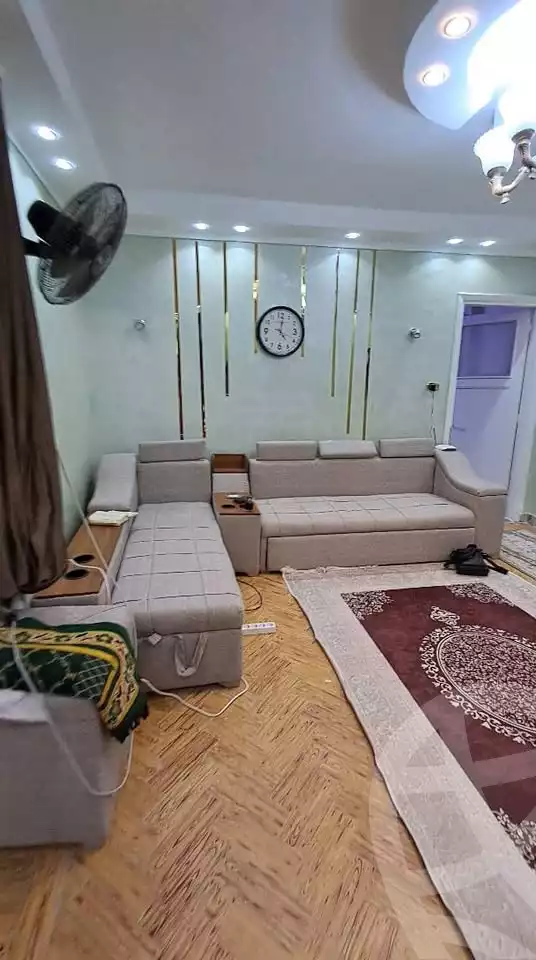 https://aqarmap.com.eg/ar/listing/6260619-for-sale-alexandria-ganaklis-shr-mrtdy-bsh