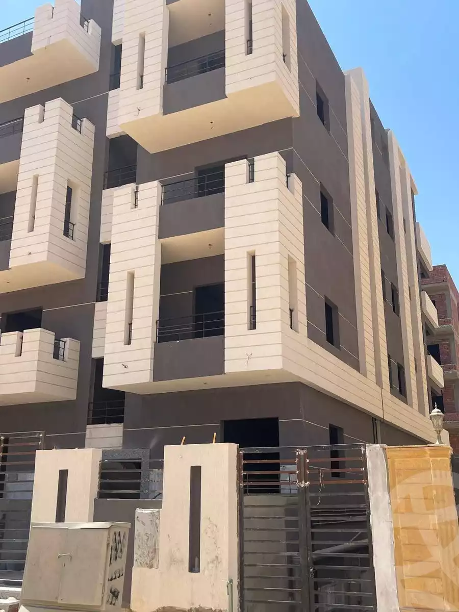 https://aqarmap.com.eg/en/listing/6261777-for-sale-cairo-6th-of-october-el-tawsaat-el-shamalya-hy-2000-qt