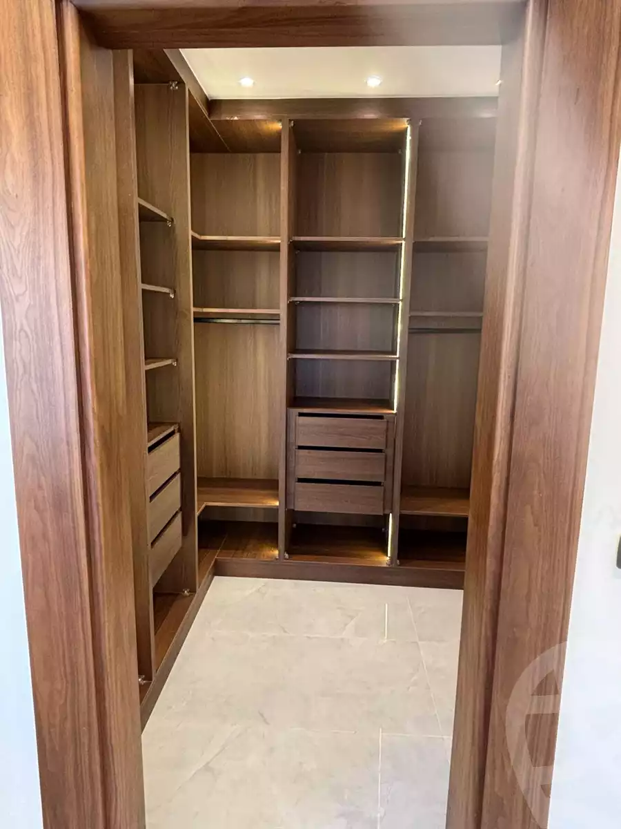 https://aqarmap.com.eg/ar/listing/6261834-for-rent-cairo-6th-of-october-compounds-october-plaza