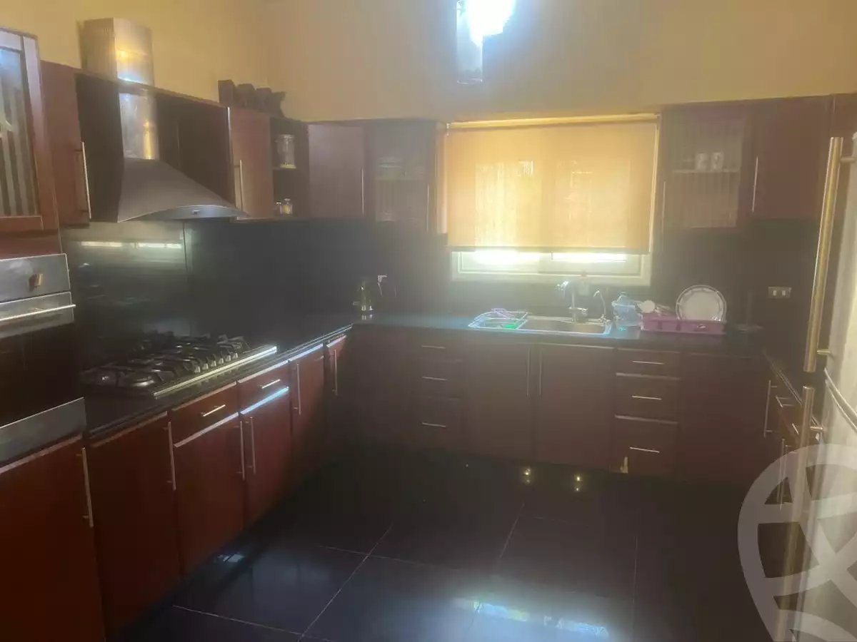 https://aqarmap.com.eg/en/listing/6261935-for-sale-cairo-el-sheikh-zayed-city-compounds-zayed-2000